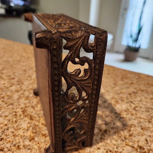 Gracious Goods Ornate Brown Metal Holder For Tissue Box "6x6" - Picture 3 of 4